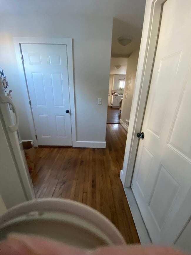 Building Photo - 1334 W Taylor Ave