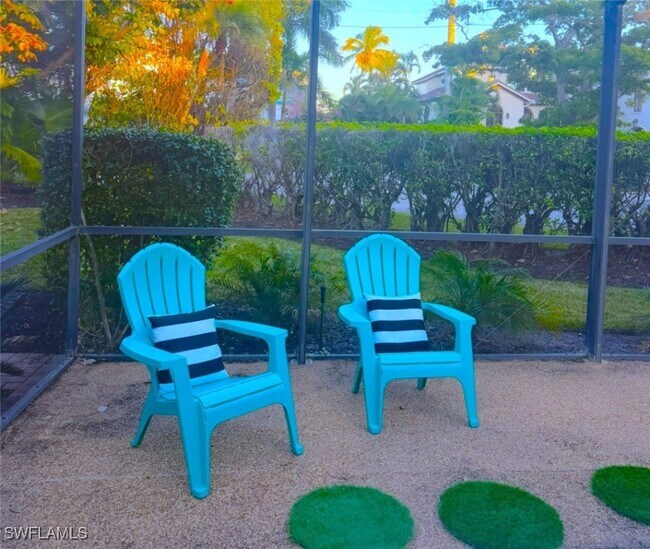 Building Photo - 2125 Marina Dr