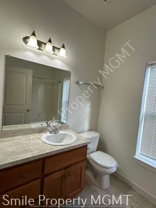 Building Photo - 11217 SE Causey Cir