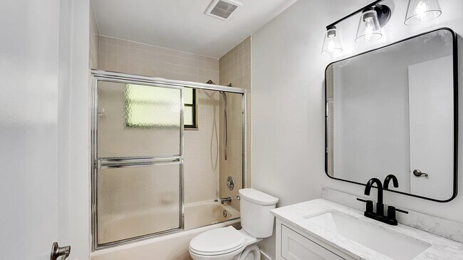 Building Photo - 22557 Swordfish Dr