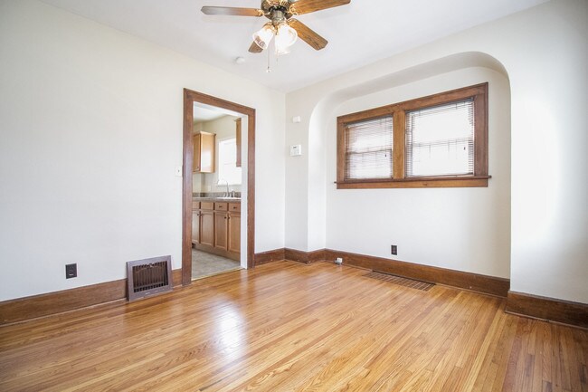 Building Photo - 306 E Northgate Pkwy