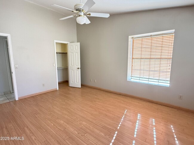 Building Photo - 1500 N Sunview Pkwy