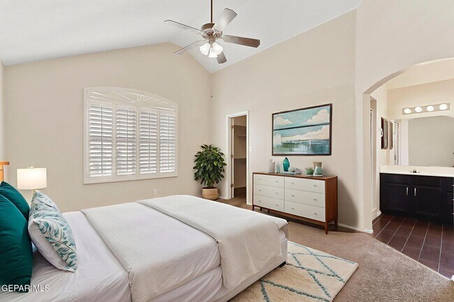 Building Photo - 527 Longleaf Pl