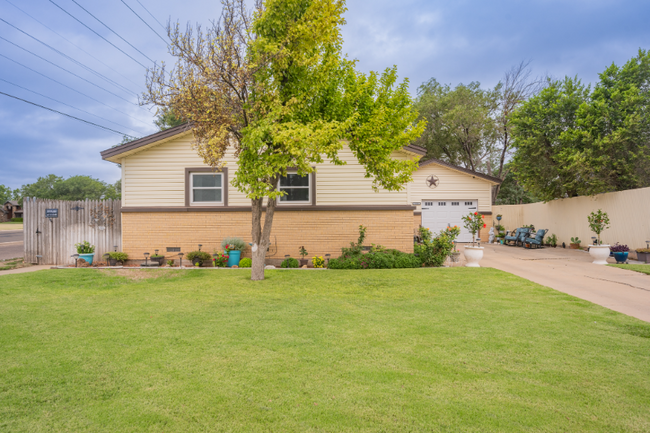 Building Photo - 5332 Tumbleweed Dr