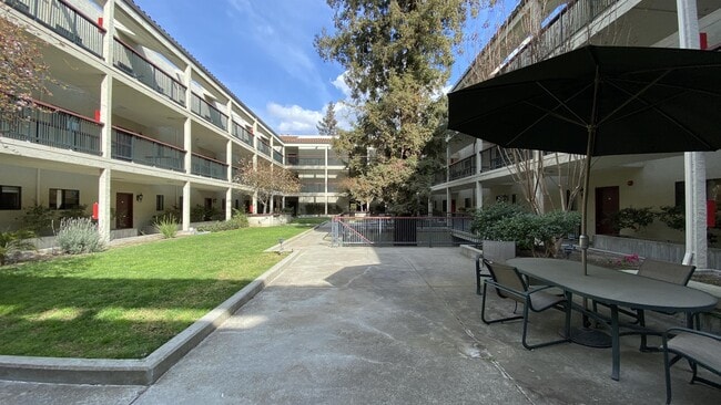 Building Photo - 2200 Agnew Rd