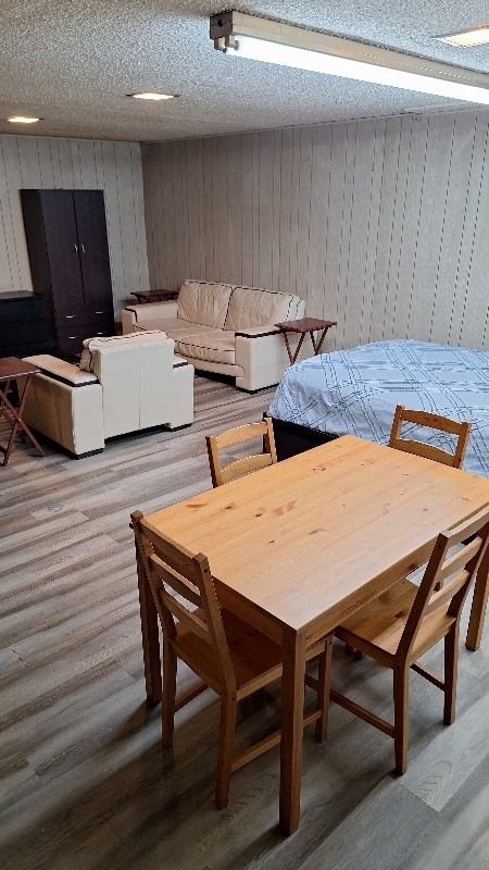 Building Photo - 13005 E Elk Pl