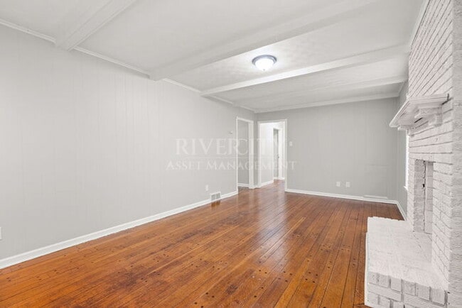 Building Photo - GORGEOUS HOME LOCATED IN RALEIGH NEAR CRAIGMONT DR!!! SECTION 8 WELCOMED!!!