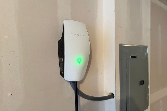 Building Photo - 2Bd/1.75Ba Issaquah Townhouse