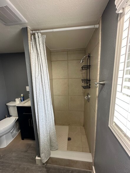 Building Photo - 814 Edgar Ave