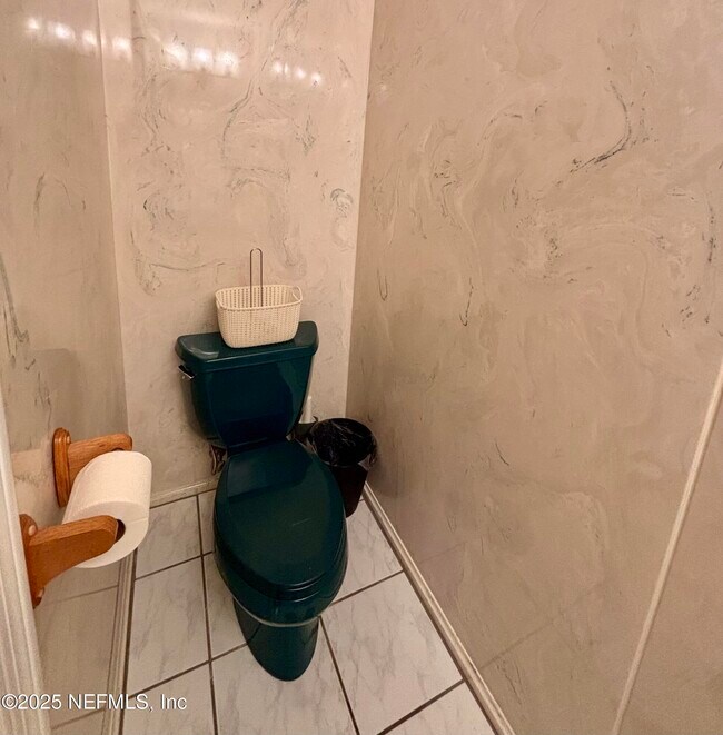 Building Photo - 15813 Butch Baine Dr