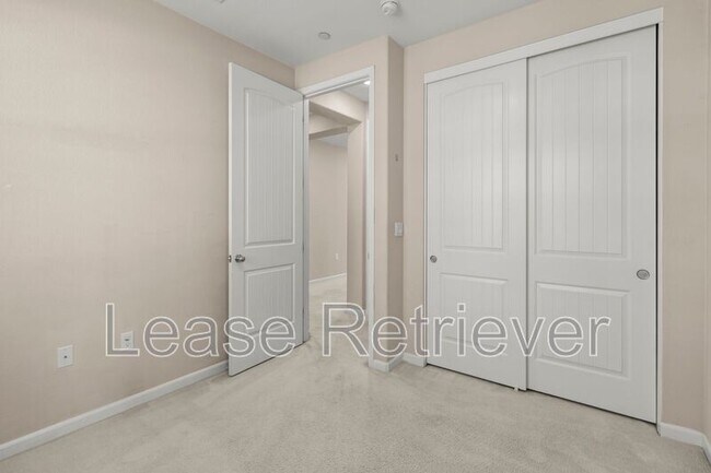 Building Photo - 2631 Clarita Dr
