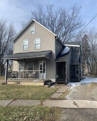 Building Photo - 2344 East Ave