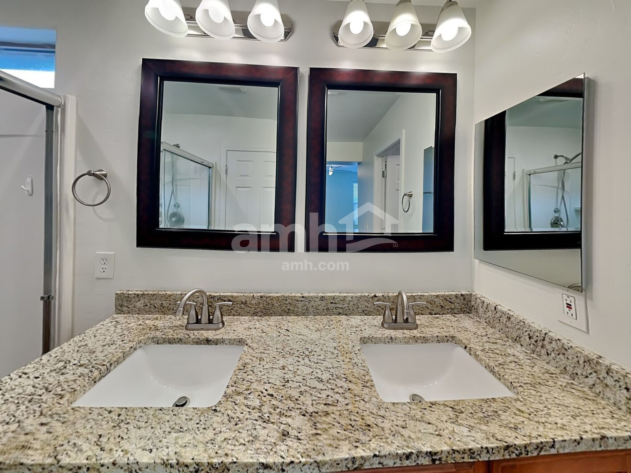 Building Photo - 10558 E Native Rose Trail