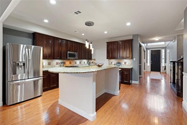 Building Photo - 9204 Sterling Gate Dr