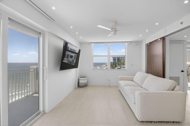Building Photo - 4511 S Ocean Blvd