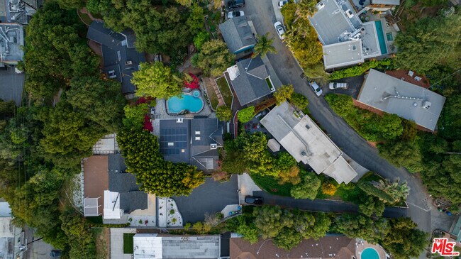 Building Photo - 11775 Laurelwood Dr