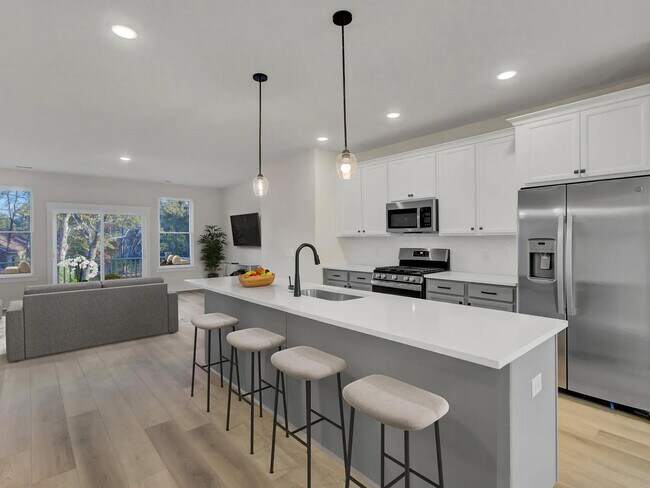 Building Photo - 1046 Old Cypress Run