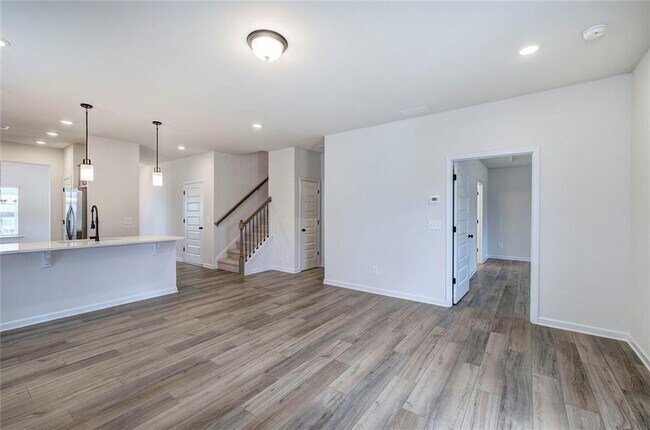 Building Photo - 503 Ozark Ln