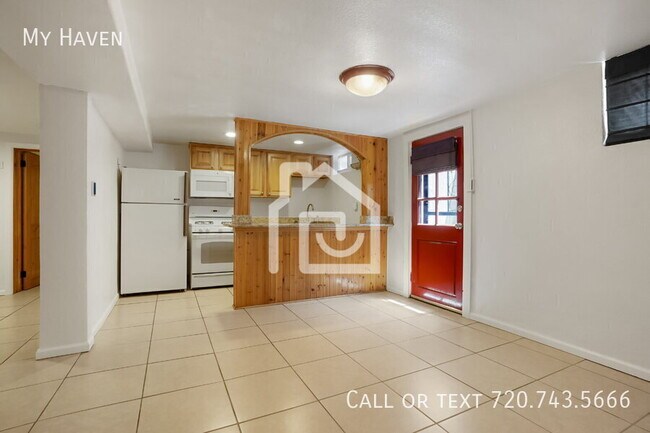 Building Photo - 2918 N Marion St