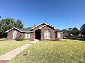 Building Photo - Gorgeous Home For Rent Available July 10th.