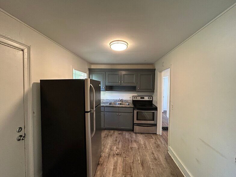 Building Photo - 4236 39th Ave N