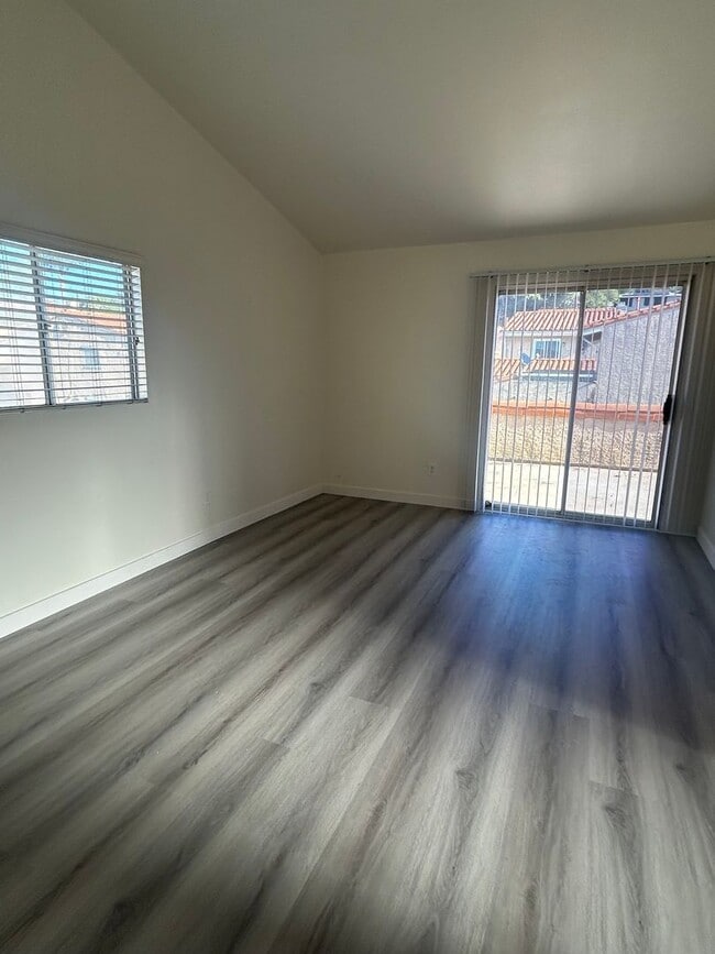 Building Photo - Spacious Double Master Suites Condo for Rent in Quiet Neighborhood in City of La Puente