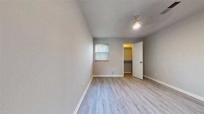 Building Photo - 14715 Woodward Gardens Dr