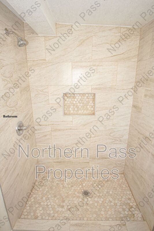 Building Photo - 7320 Dale Rd