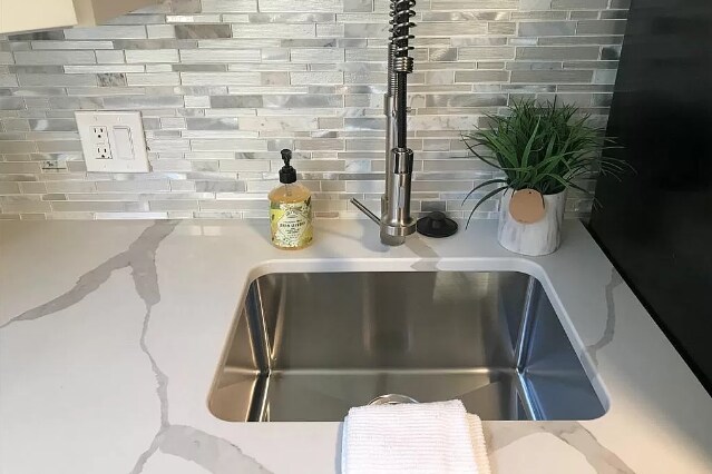 Building Photo - 1654 Cordova Ave