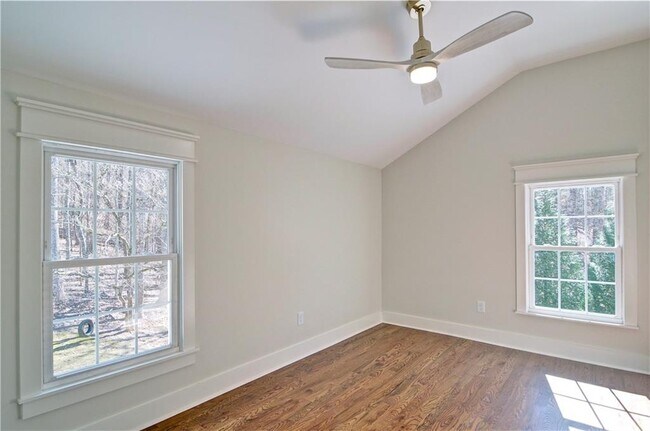 Building Photo - 12485 Reinhardt College Pkwy