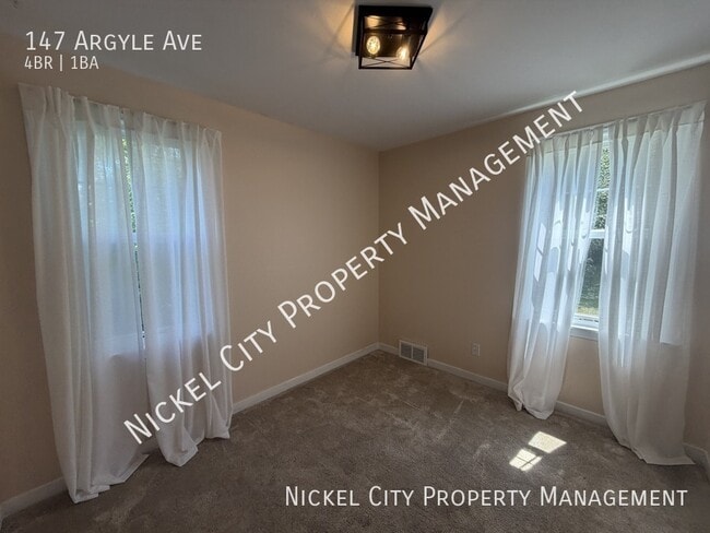 Building Photo - 147 Argyle Ave