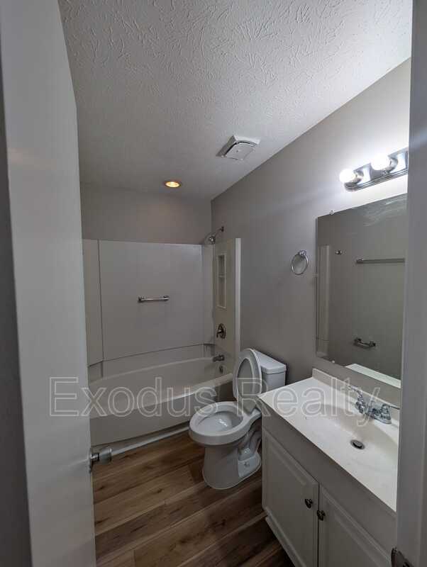Building Photo - 6443 Rutherglen Dr