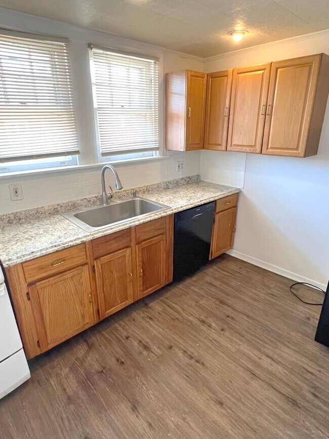 Kitchen - 2636 S 65th St