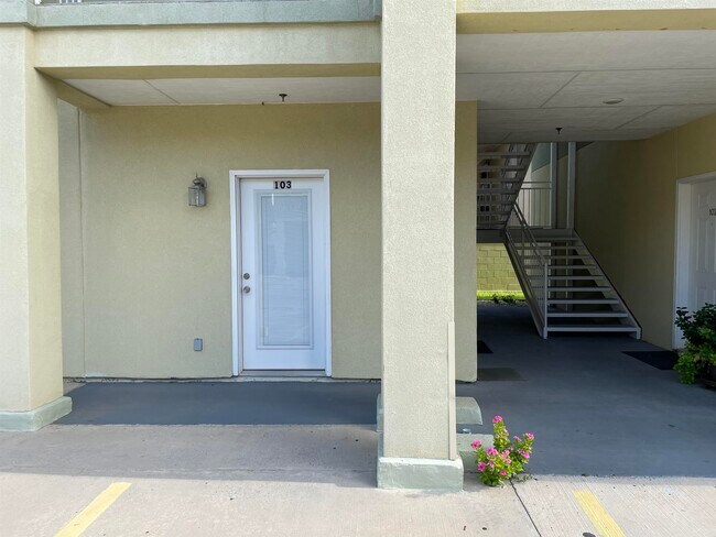 Building Photo - 5402 Marcella Ave
