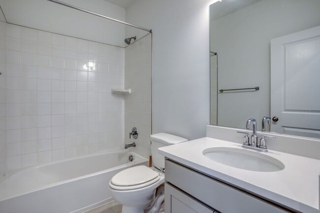 Building Photo - 345 Andrew Ct