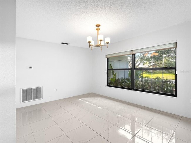 Building Photo - 1756 Cottonwood Trail