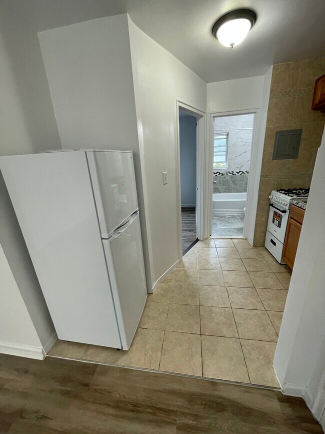 Building Photo - 75 Union Pl