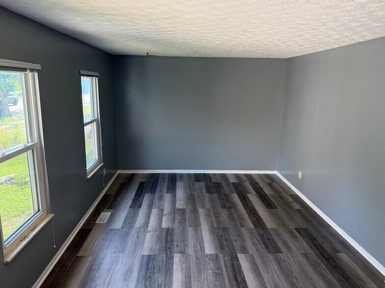 Building Photo - 3114 Strathaven Ct