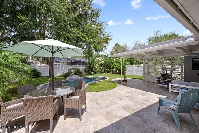 Building Photo - 2924 St Johns Blvd