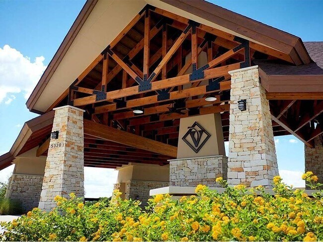 Building Photo - 32939 Silver Mdw Wy