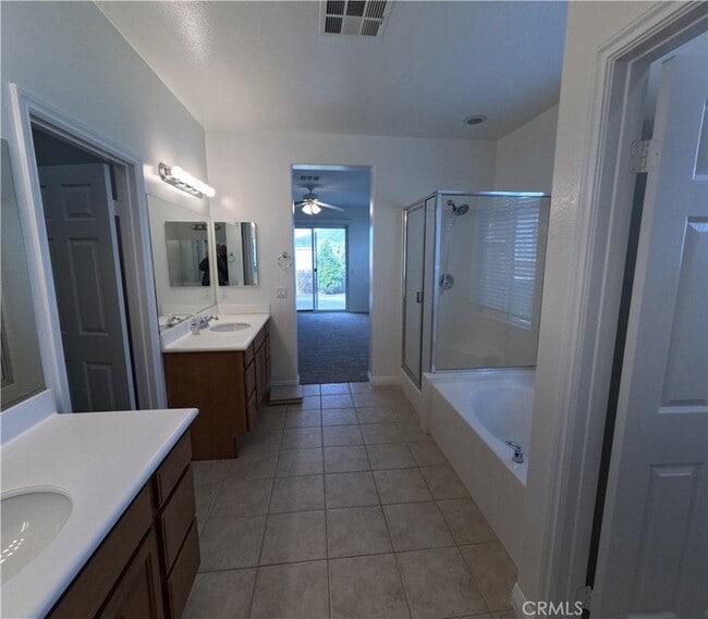 Building Photo - 34563 Wintersweet Ln