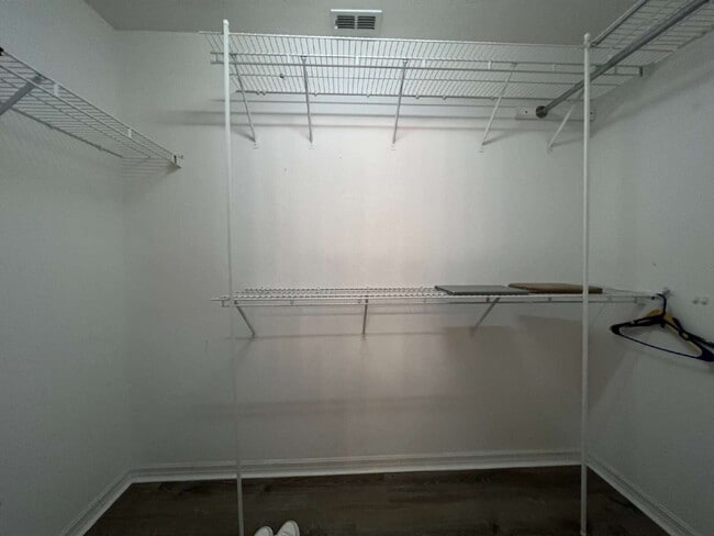 Building Photo - Charming 3-Bed, 2-Bath Home in Kissimmee –...