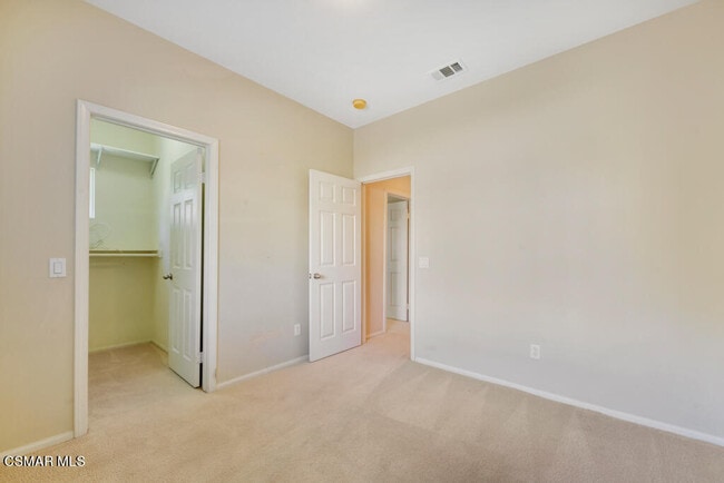 Building Photo - 122 Via Katrina