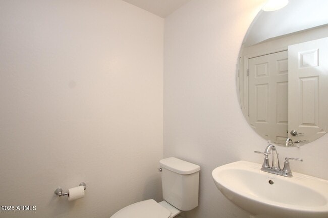 Building Photo - 5831 W Encinas Ln