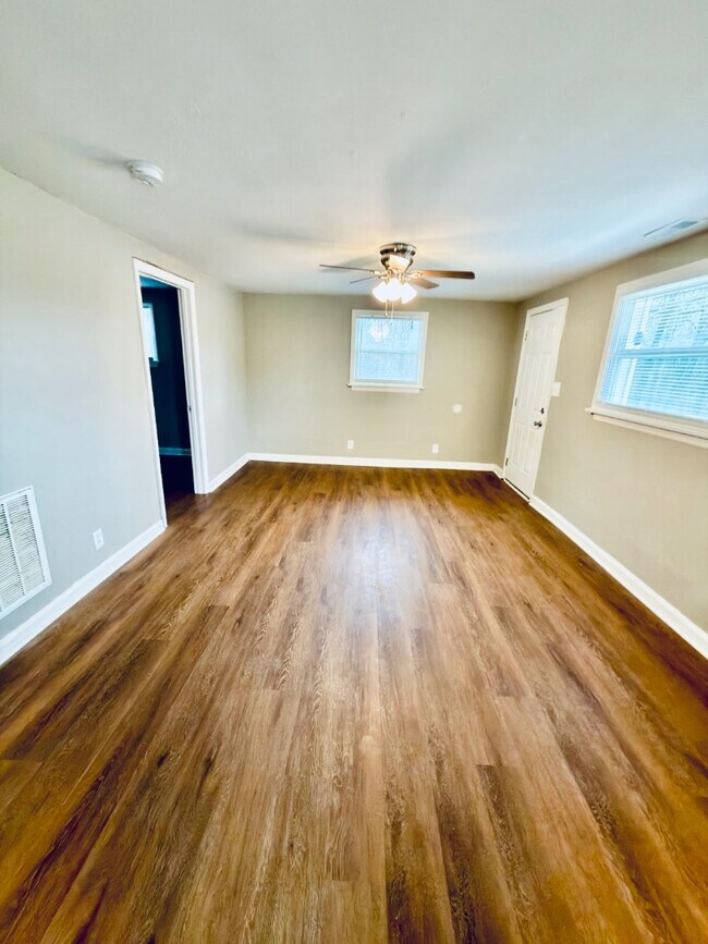 Building Photo - 201 Wotring Street