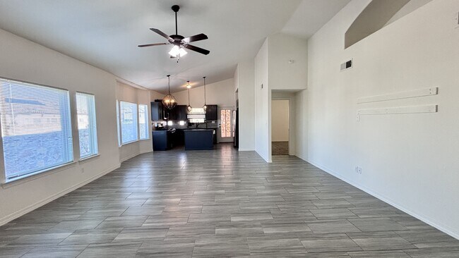 Building Photo - 12821 Rock Cliff Ave