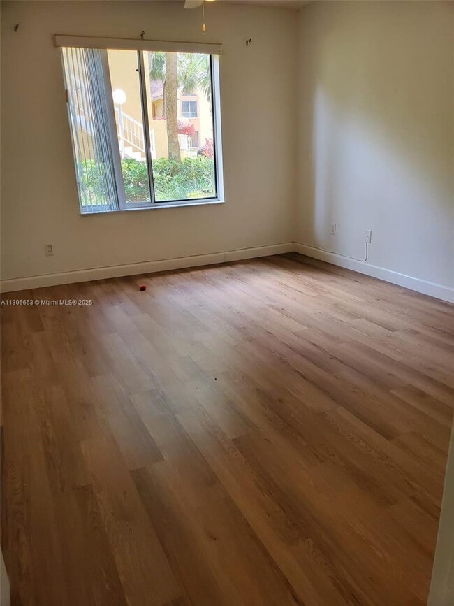 Building Photo - 1154 Coral Club Dr