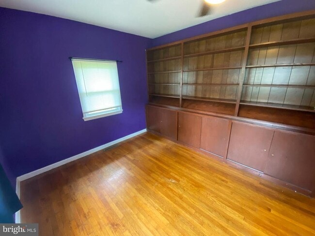 Building Photo - 802 Payton Dr