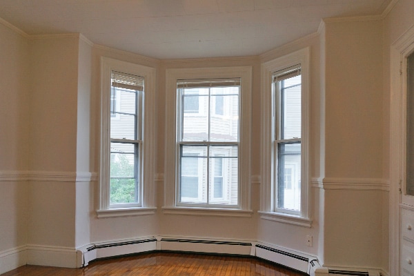 Building Photo - 29 Maple St