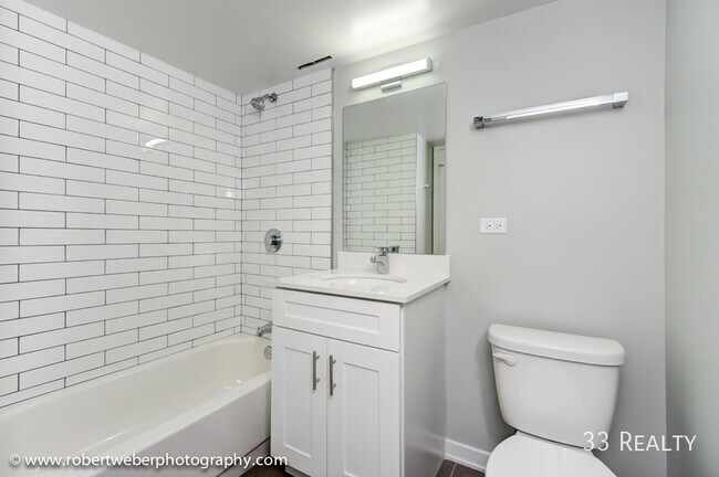 Building Photo - 509 W Euclid Ave